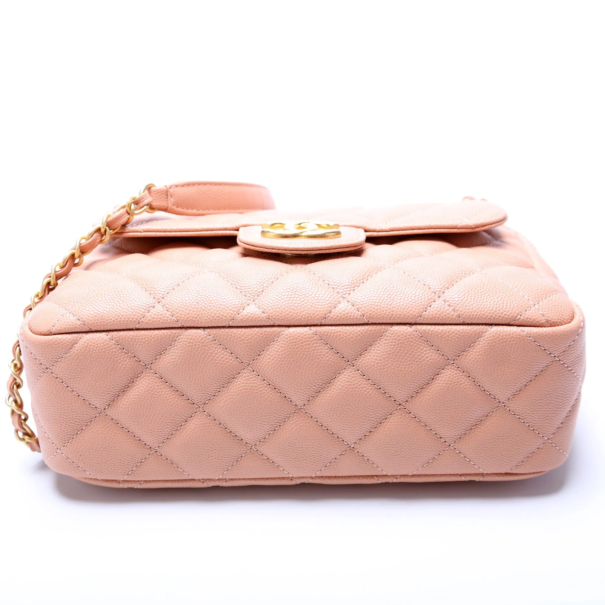 C Wavy Hobo Quilted Caviar