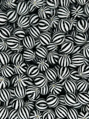 ***Discontinued*** Deck The Halls Printed 15mm Bead